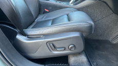 Volvo XC40 2.0 B4P Ultra Dark 5dr Auto Petrol Estate